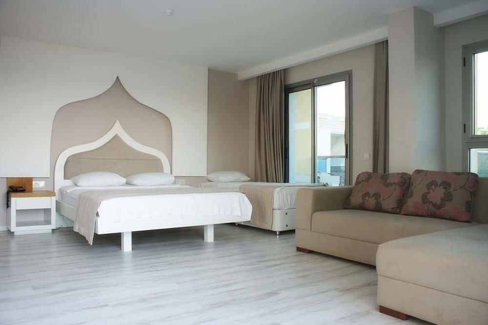 Breeze Beach Hotel By Prestij Gümbet Exterior foto
